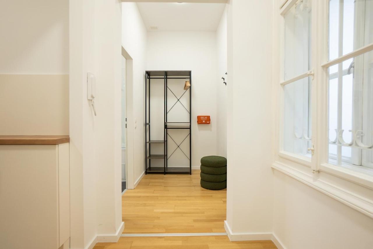 Brand-new With A Breathtaking Design Located Right Near Belvedere Castle, 15 Minutes From Centre * Wenen